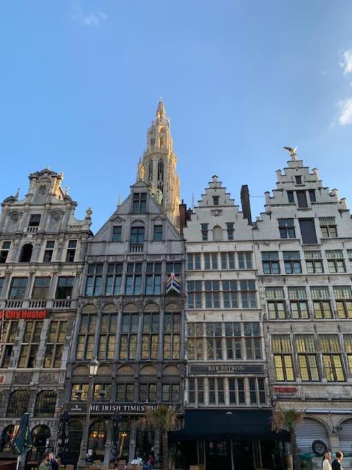 Hippe Studio In Historisch Gebouw In Oude Centrum Anvers Exterior foto