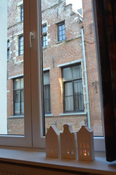 Hippe Studio In Historisch Gebouw In Oude Centrum Anvers Exterior foto